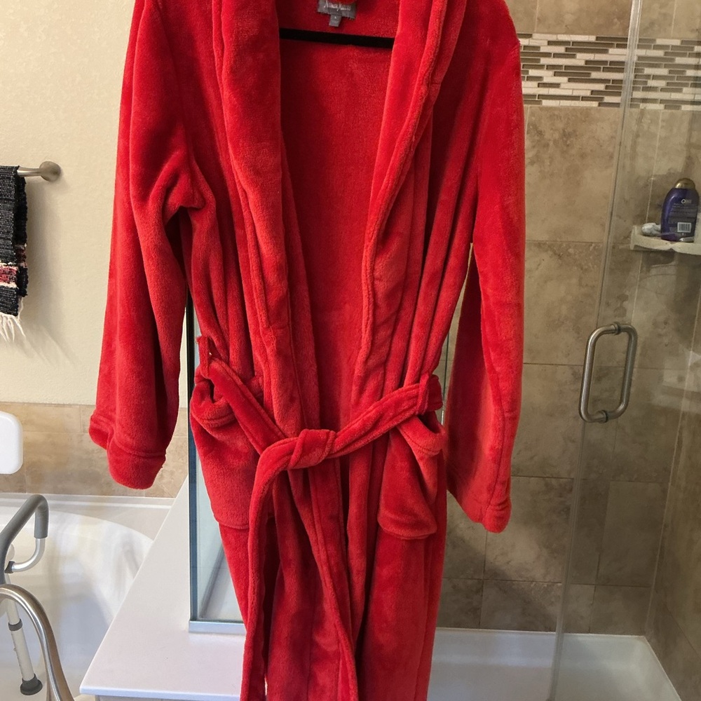 Neiman Marcus Vibrant Red Plush Robe